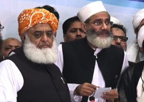 Siraj-ul-Haq-Talk-Lhr-09-11-280x200