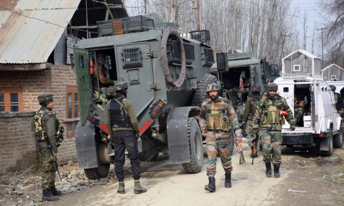 721148_4368459_kashmir6879_updates